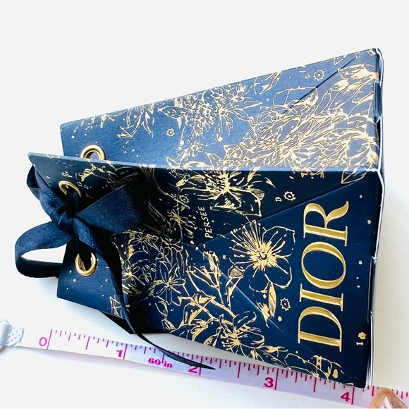 5 for 25⚡️Authentic Dior Atelier of Dreams Holiday 2022 Gift Box - Picture 7 of 12